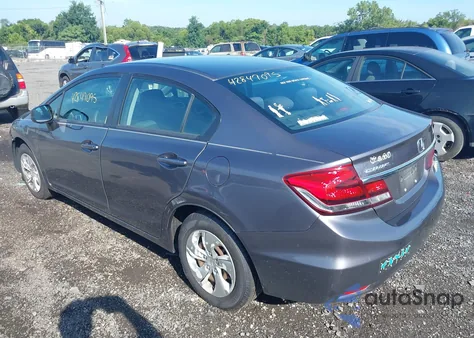2015 Honda Civic Lx z USA, uszkodzony, nr VIN 19XFB2F53FE273775